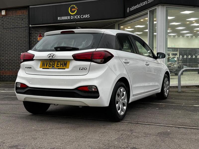 Used Hyundai i20 2018 for sale - 77437858: Photo 8