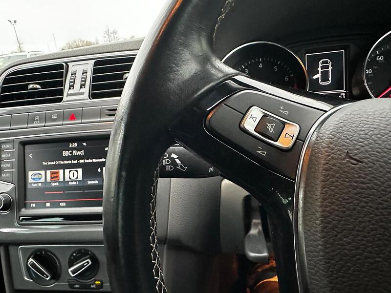 Used Volkswagen Polo 2015 for sale - 77418360: Photo 17