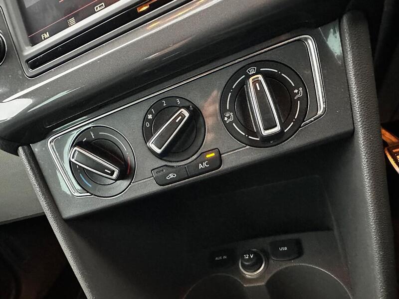 Used Volkswagen Polo 2015 for sale - 77418360: Photo 18