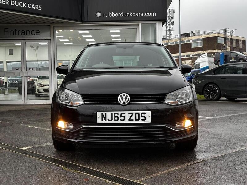 Used Volkswagen Polo 2015 for sale - 77418360: Photo 2