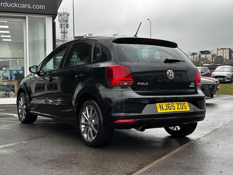 Used Volkswagen Polo 2015 for sale - 77418360: Photo 4