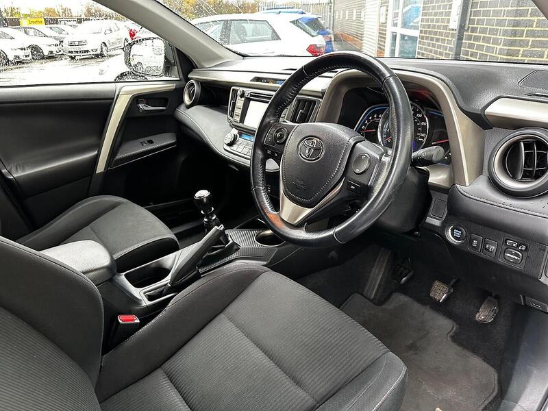 Used Toyota RAV4 2014 for sale - 77132513: Photo 10