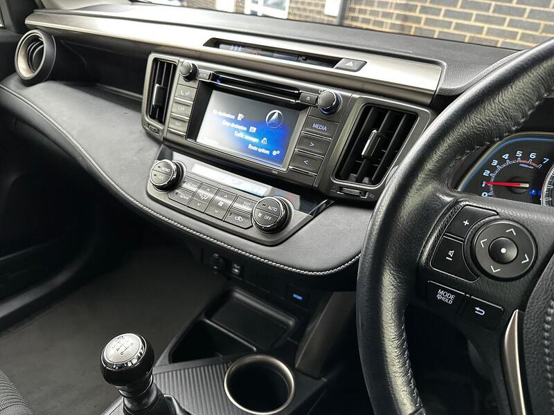 Used Toyota RAV4 2014 for sale - 77132513: Photo 11