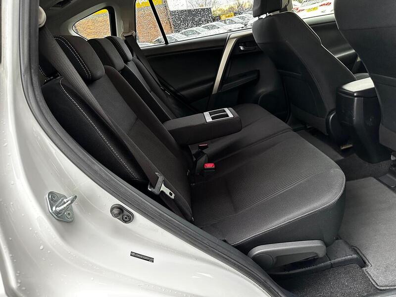 Used Toyota RAV4 2014 for sale - 77132513: Photo 15