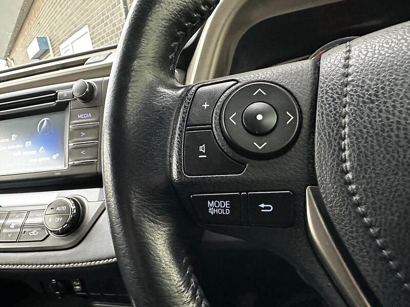 Used Toyota RAV4 2014 for sale - 77132513: Photo 17