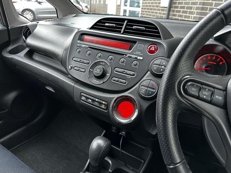 Used Honda Jazz 2015 for sale - 77508123: Photo 11