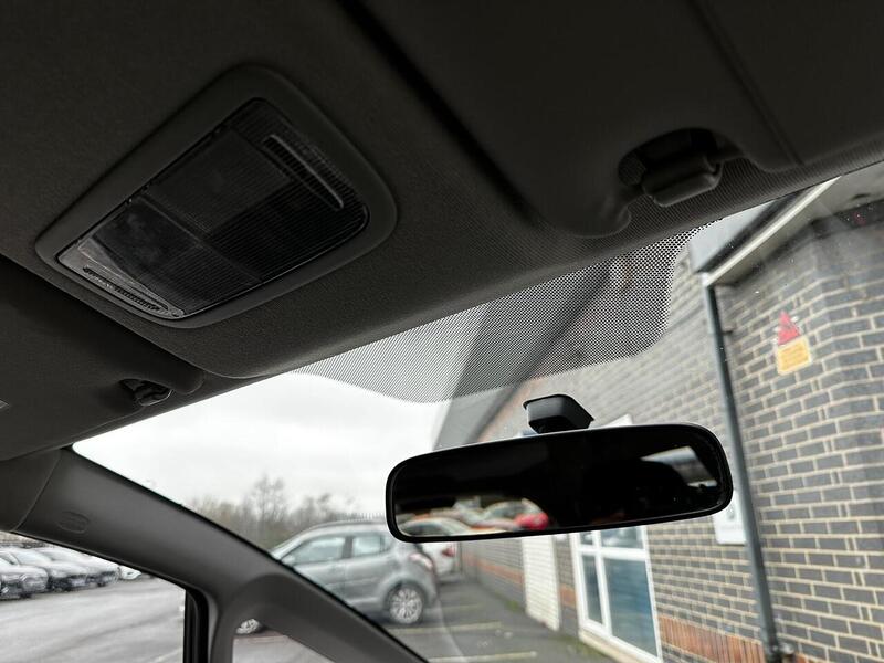 Used Honda Jazz 2015 for sale - 77508123: Photo 30