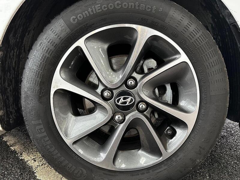 Used Hyundai i10 2018 for sale - 77264106: Photo 19