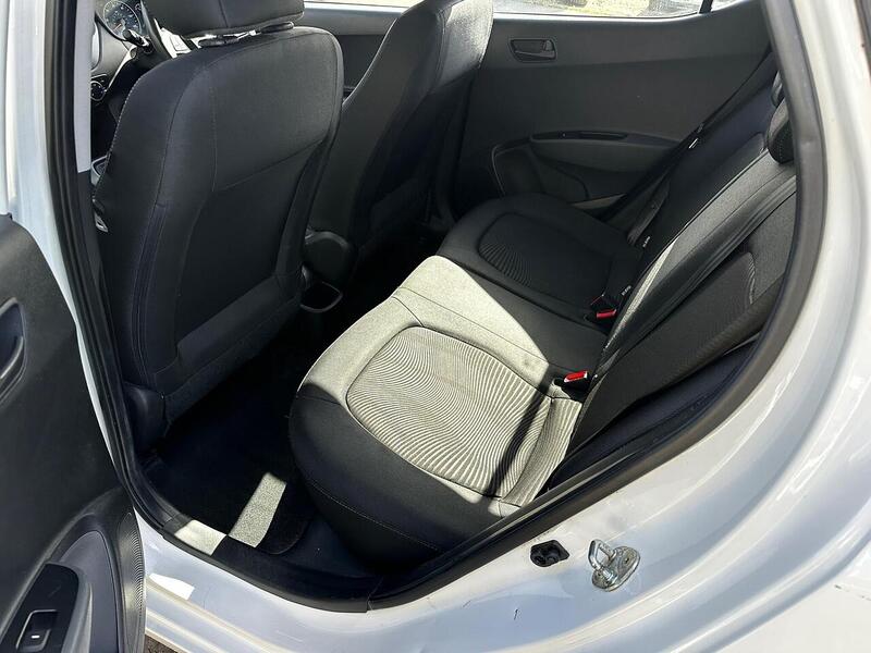 Used Hyundai i10 2017 for sale - 78065138: Photo 13