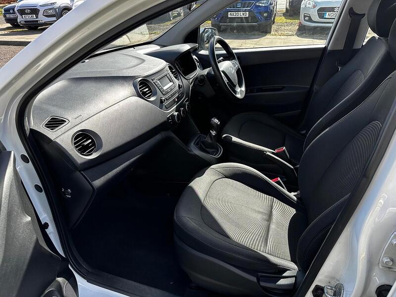 Used Hyundai i10 2017 for sale - 78065138: Photo 24