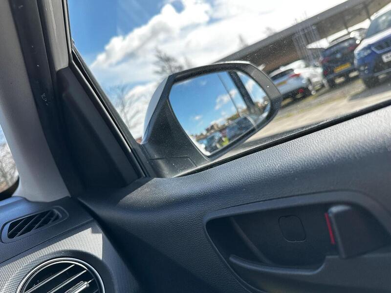 Used Hyundai i10 2017 for sale - 78065138: Photo 29