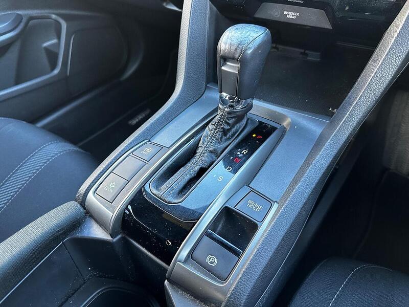 Used Honda Civic 2017 for sale - 77947090: Photo 10