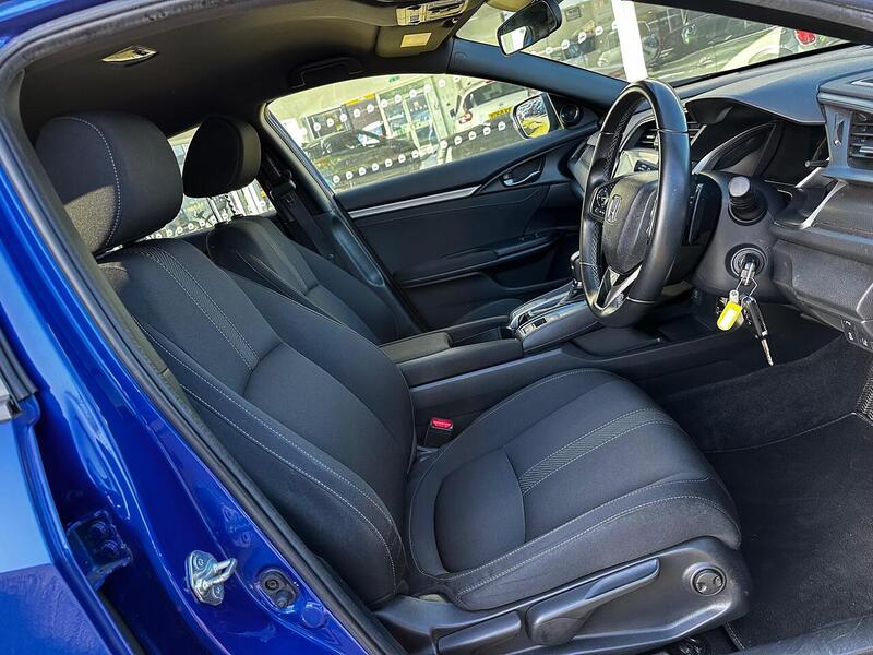 Used Honda Civic 2017 for sale - 77947090: Photo 11