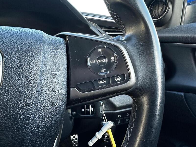 Used Honda Civic 2017 for sale - 77947090: Photo 14