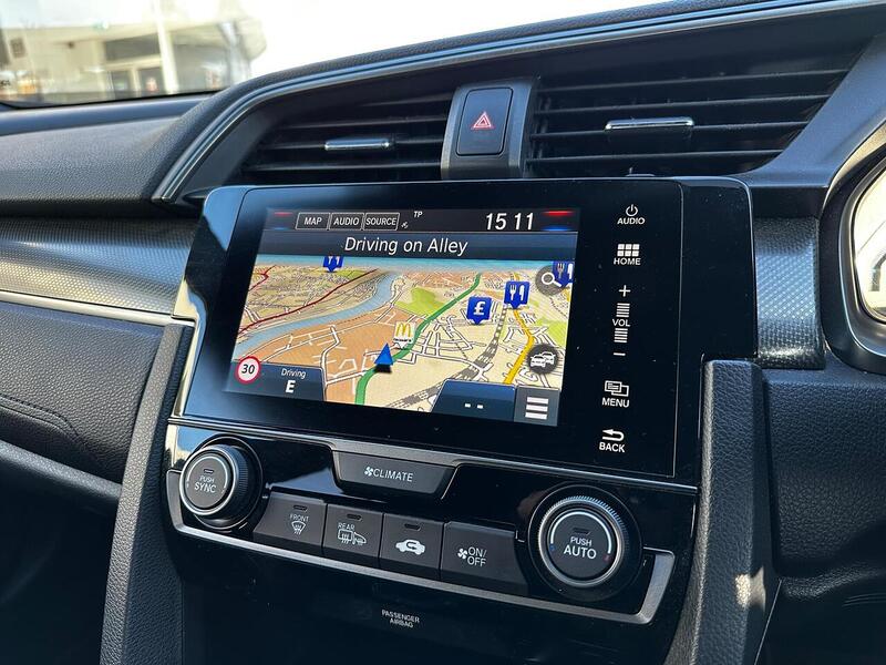 Used Honda Civic 2017 for sale - 77947090: Photo 16