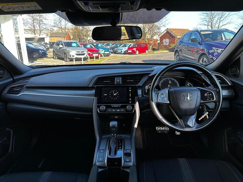 Used Honda Civic 2017 for sale - 77947090: Photo 7