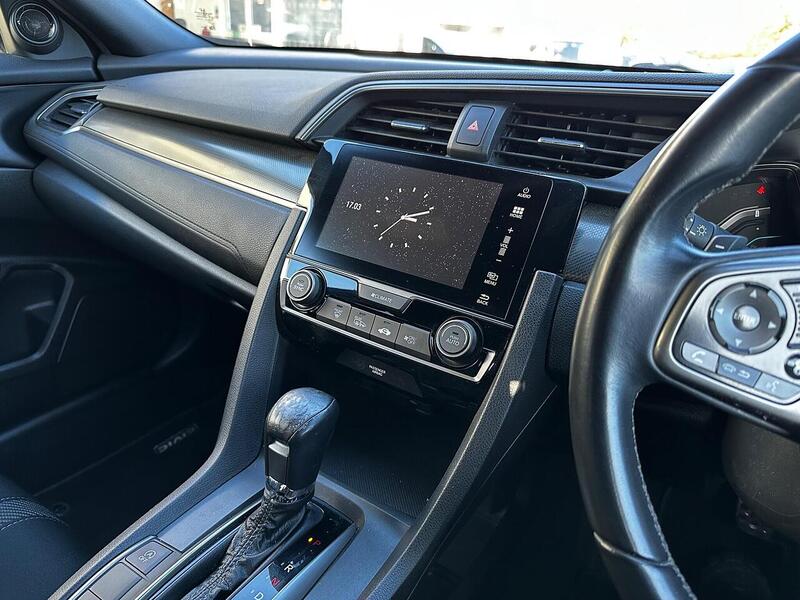 Used Honda Civic 2017 for sale - 77947090: Photo 9