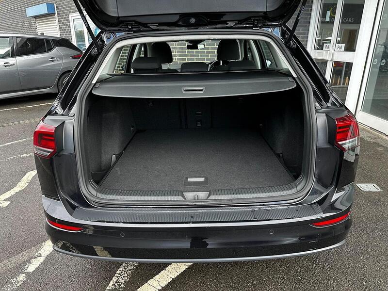 Used Volkswagen Golf 2023 for sale - 77132463: Photo 9