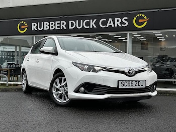 Toyota Auris feature image