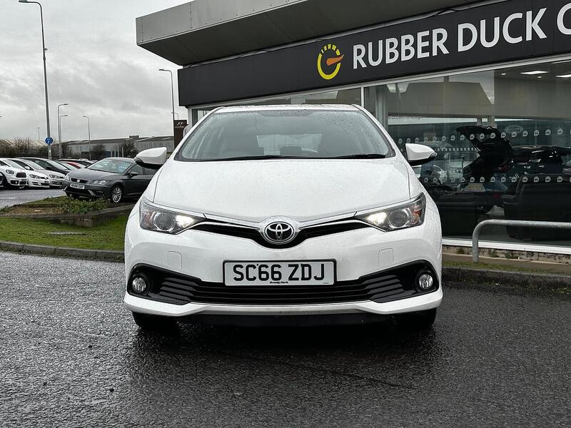 Used Toyota Auris 2017 for sale - 78065140: Photo 2