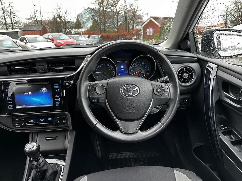 Used Toyota Auris 2017 for sale - 78065140: Photo 23