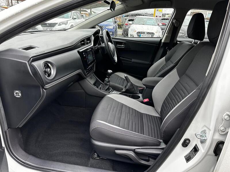 Used Toyota Auris 2017 for sale - 78065140: Photo 24