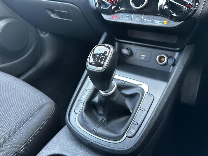 Used Hyundai KONA 2021 for sale - 77250937: Photo 11