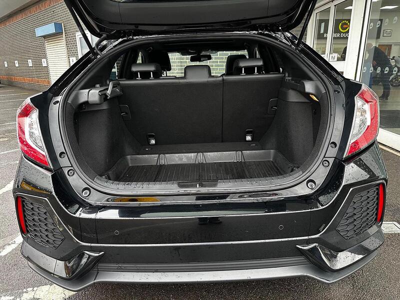 Used Honda Civic 2019 for sale - 77132468: Photo 26