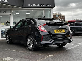 Used Honda Civic 2019 for sale - 77132468: Photo