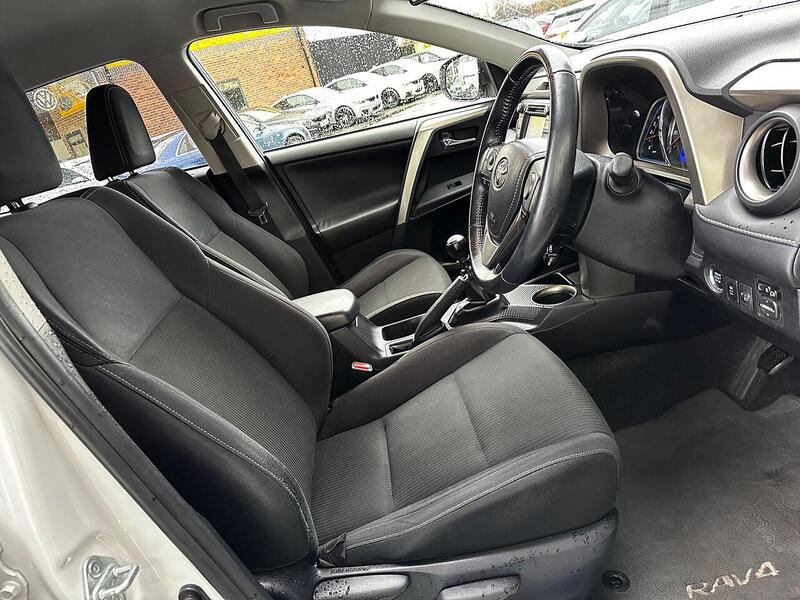 Used Toyota RAV4 2014 for sale - 77288650: Photo 13