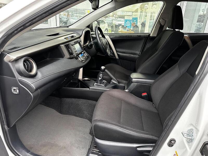 Used Toyota RAV4 2014 for sale - 77288650: Photo 25