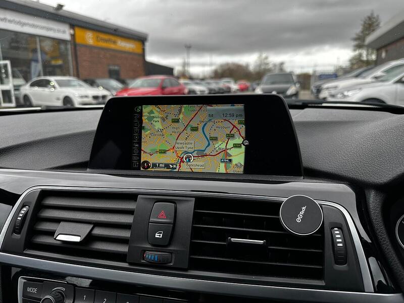 Used BMW 3 Series 2017 for sale - 77640131: Photo 18