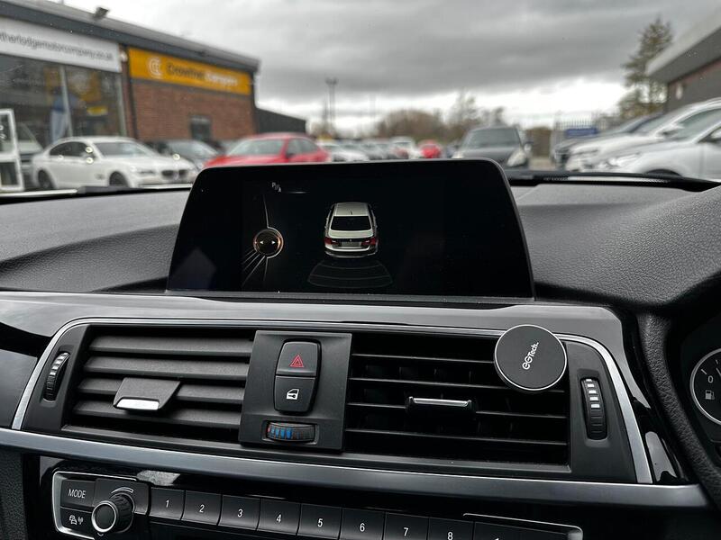 Used BMW 3 Series 2017 for sale - 77640131: Photo 19