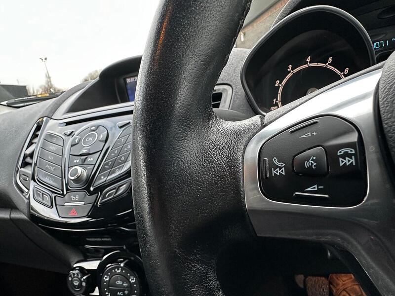 Used Ford Fiesta 2016 for sale - 77264105: Photo 14