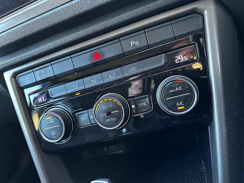 Used Volkswagen T-Roc 2020 for sale - 77132576: Photo 17