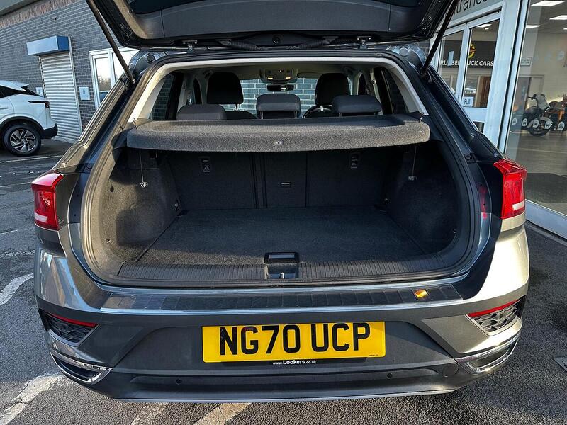 Used Volkswagen T-Roc 2020 for sale - 77132576: Photo 26