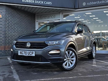 Used Volkswagen T-Roc 2020 for sale - 77132576: Photo