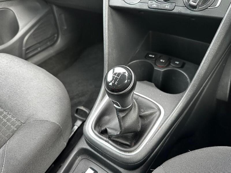 Used Volkswagen Polo 2017 for sale - 77640130: Photo 12