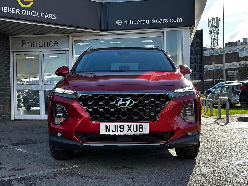 Used Hyundai Santa Fe 2019 for sale - 77132477: Photo 2