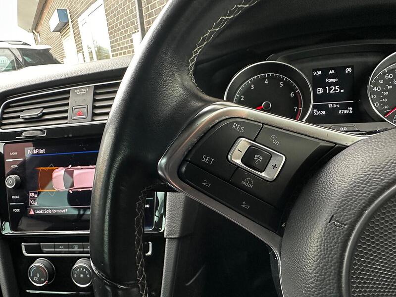 Used Volkswagen Golf 2018 for sale - 77132489: Photo 16