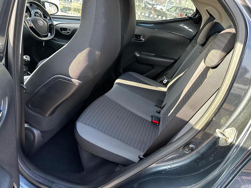 Used Toyota AYGO 2018 for sale - 77781083: Photo 14