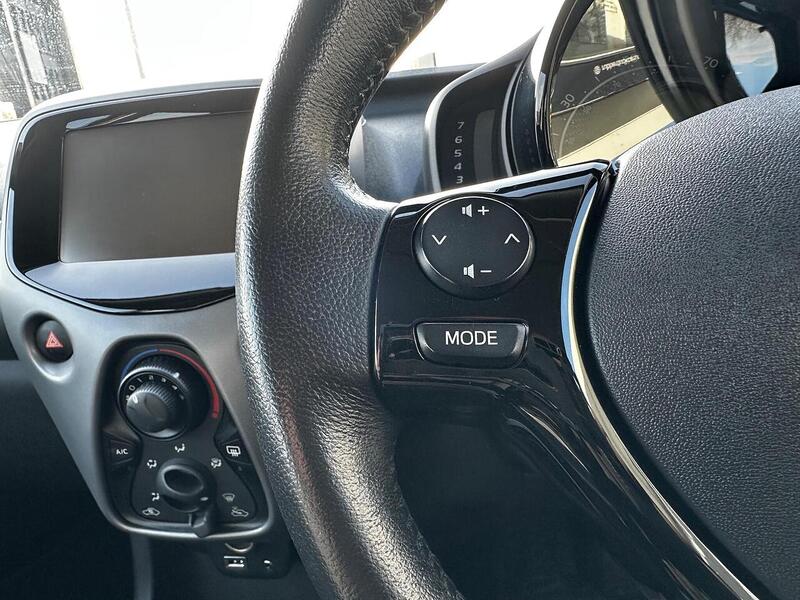 Used Toyota AYGO 2018 for sale - 77781083: Photo 17