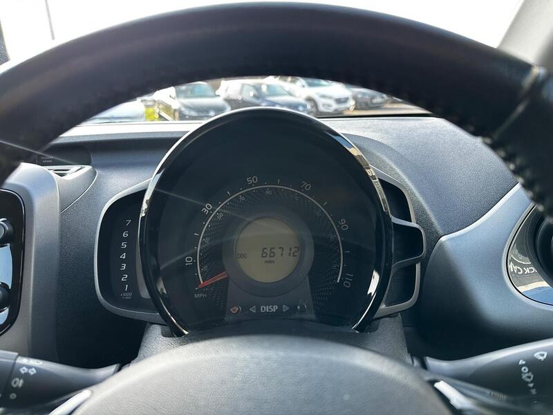 Used Toyota AYGO 2018 for sale - 77781083: Photo 21