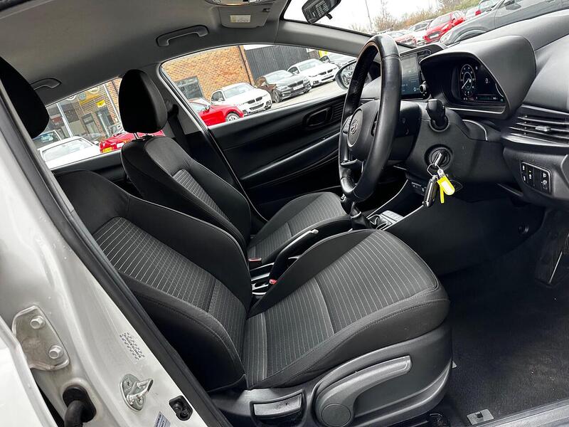 Used Hyundai i20 2021 for sale - 77609588: Photo 25