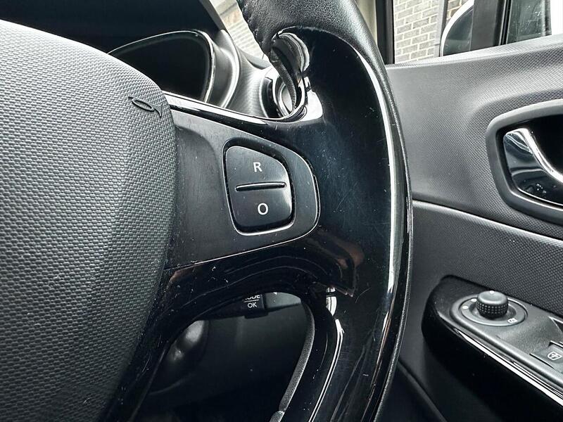 Used Renault Captur 2014 for sale - 77547771: Photo 18