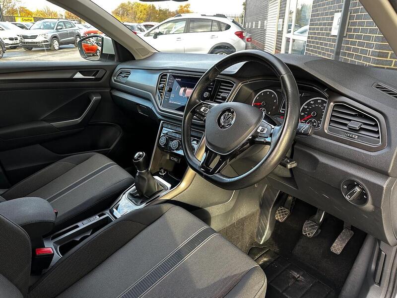 Used Volkswagen T-Roc 2018 for sale - 77132493: Photo 10
