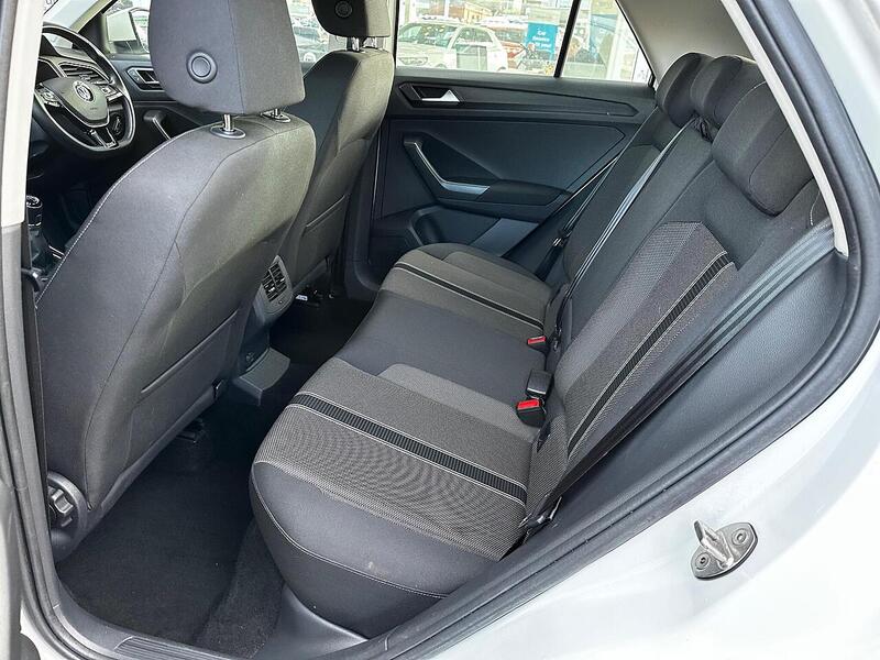 Used Volkswagen T-Roc 2018 for sale - 77132493: Photo 14