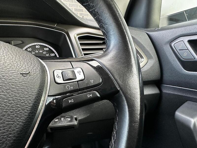 Used Volkswagen T-Roc 2018 for sale - 77132493: Photo 16