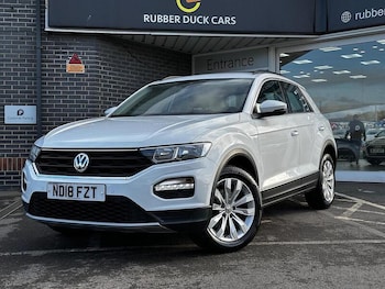 Used Volkswagen T-Roc 2018 for sale - 77132493: Photo