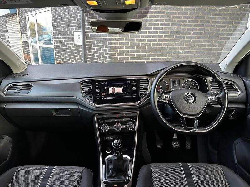 Used Volkswagen T-Roc 2018 for sale - 77132493: Photo 9